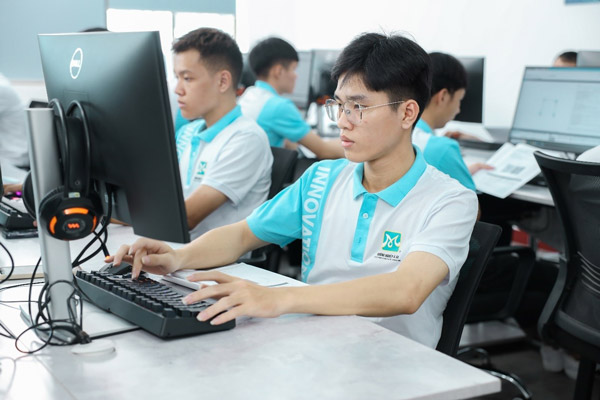 Buổi học truy vấn dữ liệu với SQL