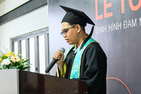 Hành Trình Khởi Đầu